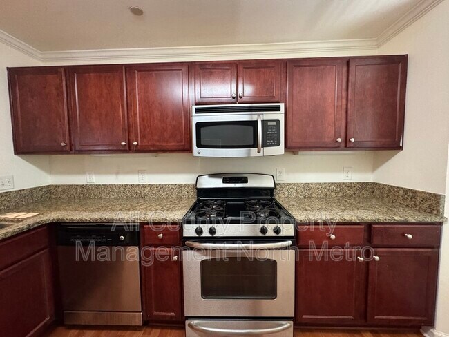 Foto del edificio - 3900 Riverlook Pkwy SE