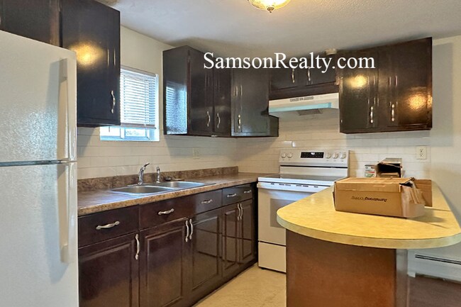 Building Photo - 5 Woodward Ave