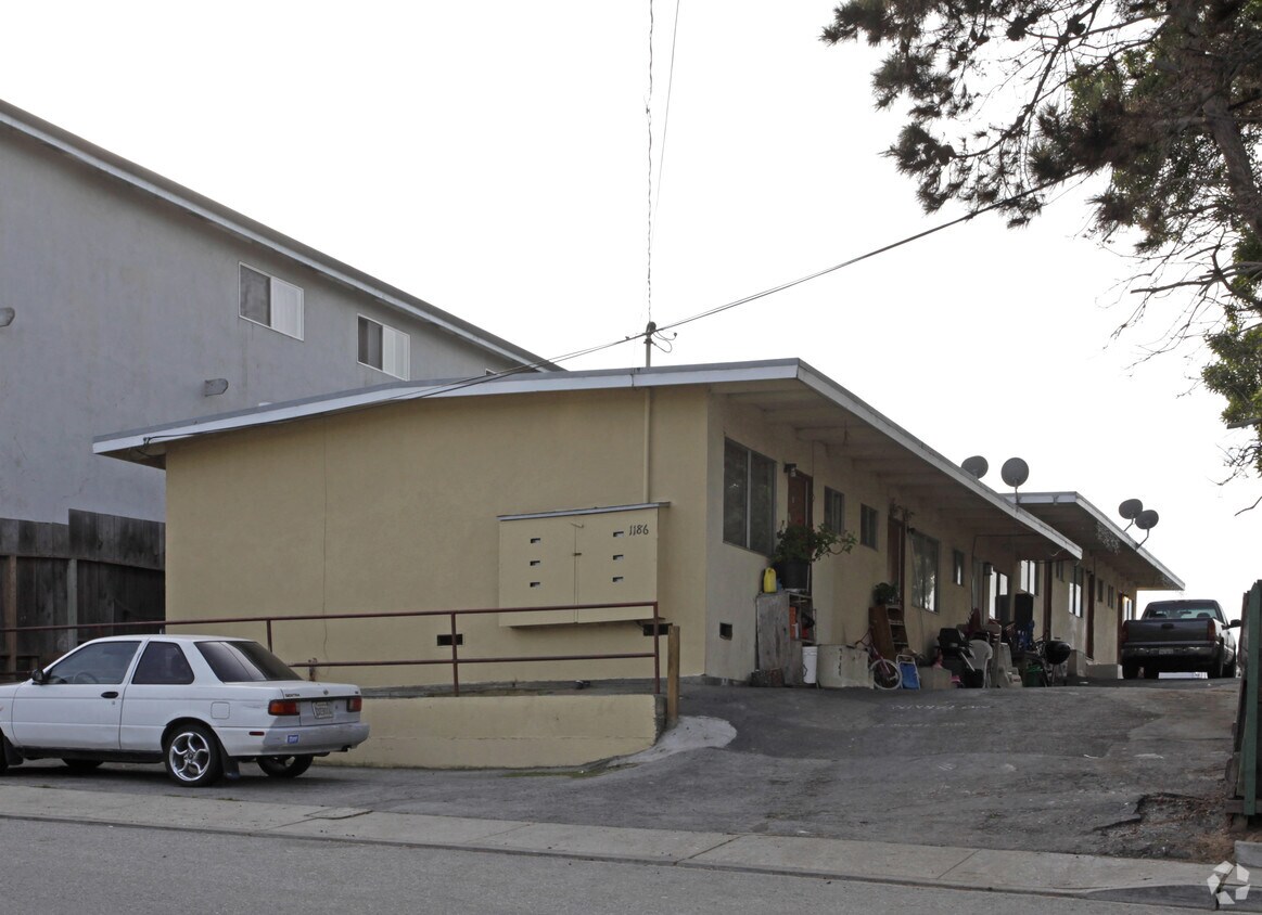 Building Photo - 1186 Olympia Ave