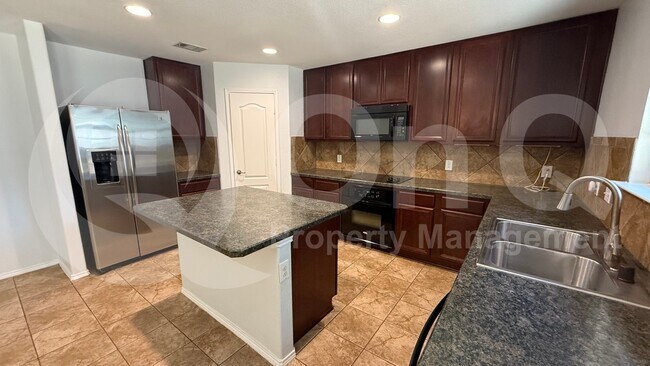 Building Photo - 5761 Dunraven Trail