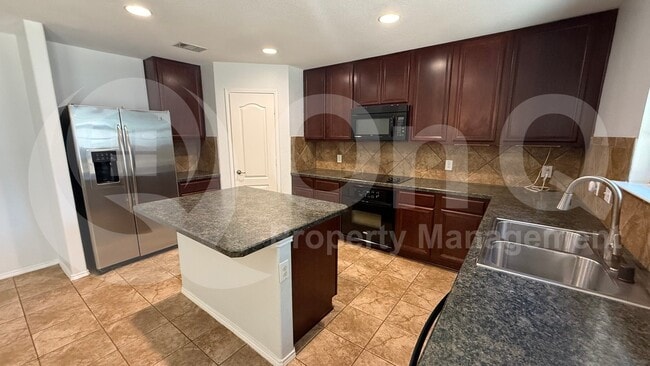 Foto del edificio - 5761 Dunraven Trail