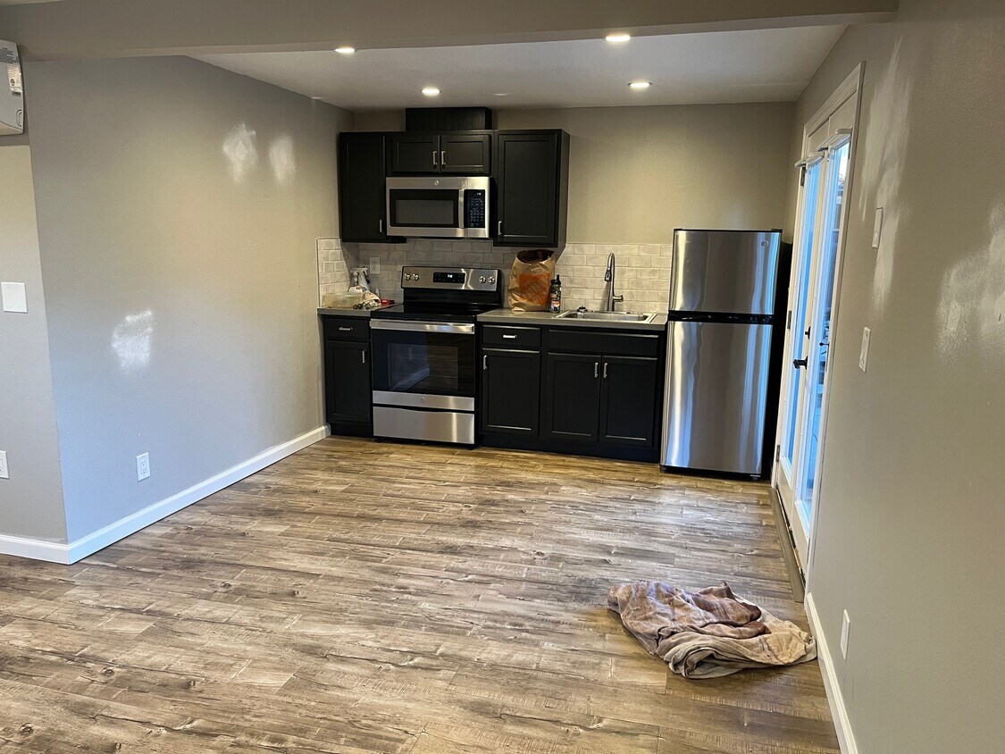 Foto principal - 660 S P St