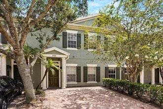 Building Photo - 2462 Caravelle Cir