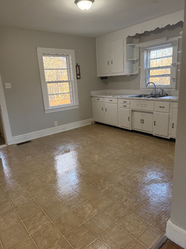 Foto del edificio - 435 E Meadow Rd