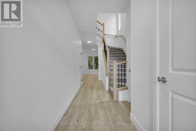 Building Photo - 279 Hill St