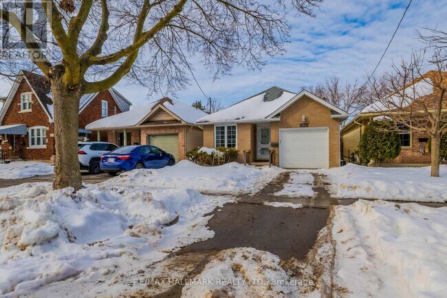 Photo du bâtiment - 58 Waterloo St