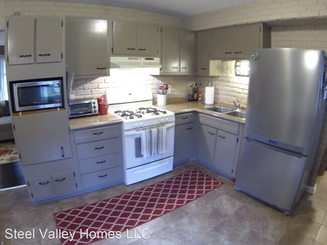 Foto del edificio - 3 br, 1 bath House - 563 Janet