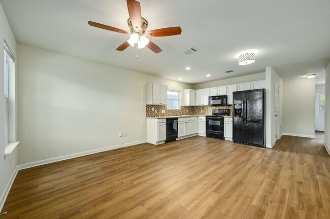 Foto del edificio - 1531 Parkfiled Cir 78664 | 3 Bed 2.5 Bath $1800