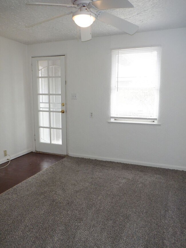 Foto del edificio - Charming home in Tehachapi