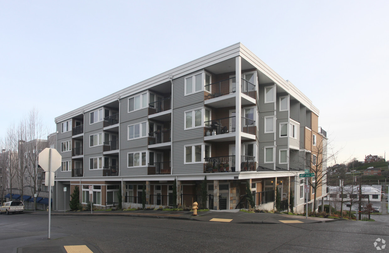 4752 41st Ave SW, Seattle, WA 98116 - Apartments In Seattle, WA ...