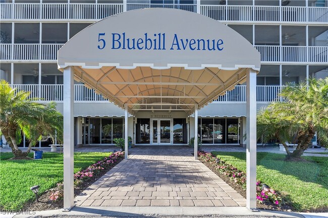 Foto del edificio - 5 Bluebill Ave