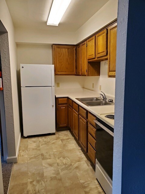 Foto del edificio - Birchwood Garden Apartments