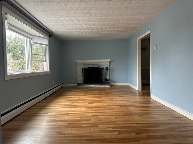 Foto del edificio - 202 Glenellen Rd