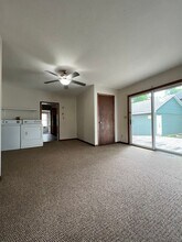 Building Photo - 824 Johnson St