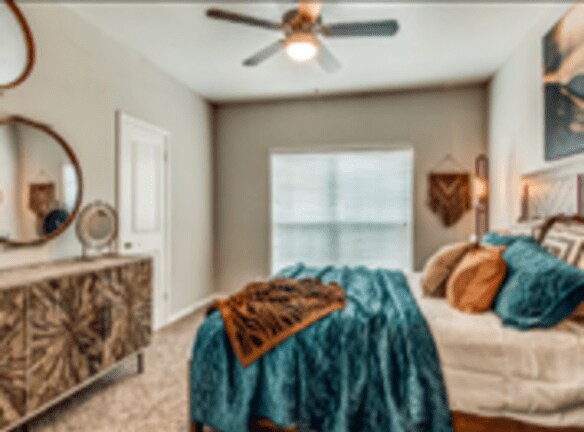 Foto del edificio - 5100 Verde Valley Ln