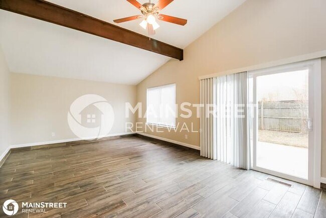 Foto del edificio - 10300 Fairfax Ln