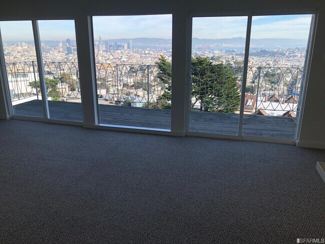 Foto del edificio - 579 Burnett Ave