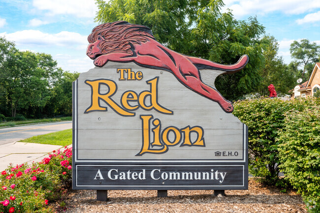 Gated Red Lion - The Red Lion