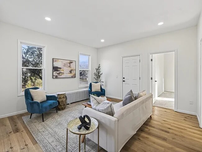 Foto del edificio - 1730 5th St NE