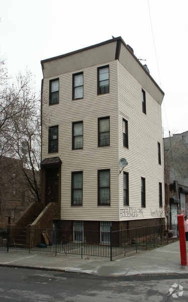 Building Photo - 175 Skillman St