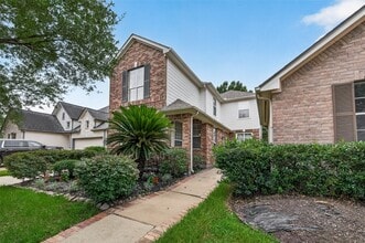 Building Photo - 6118 Breezy Hollow Ln