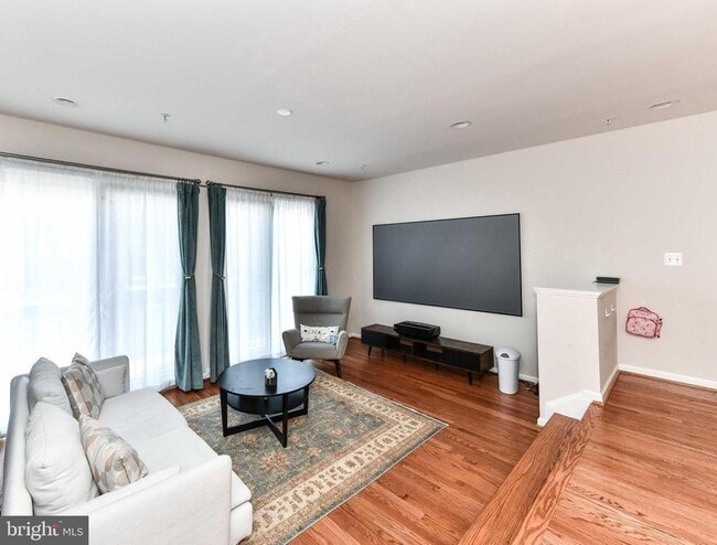 Foto del edificio - 3125 Blue Barn Way