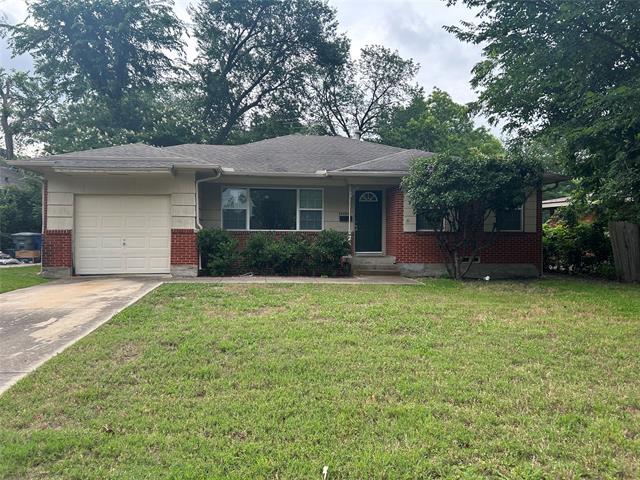 Primary Photo - 10108 Pinecrest Dr