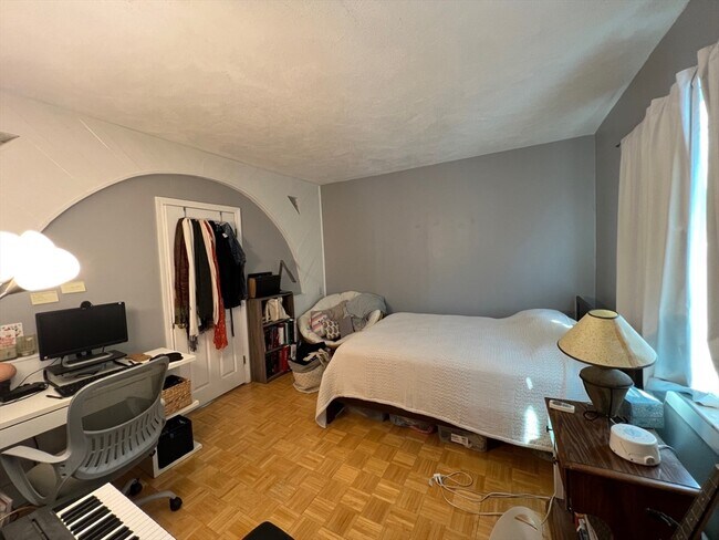 Foto del edificio - 20 Garland Ave