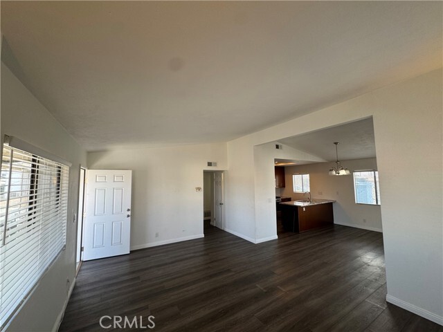 Building Photo - 118 E Escalones
