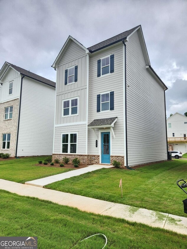 Primary Photo - 821 York Aly