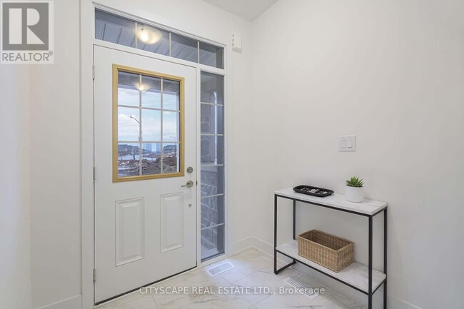 Building Photo - 3079 Robert Lamb Blvd