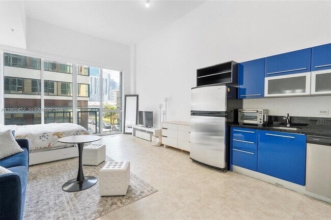 Foto del edificio - 253 NE 2nd St