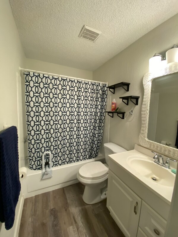 Foto del edificio - 7448 Mitchell Ranch Rd