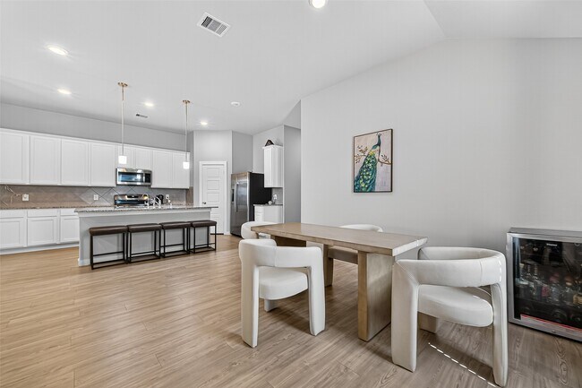 Foto del edificio - 300 Flower Reed Ct