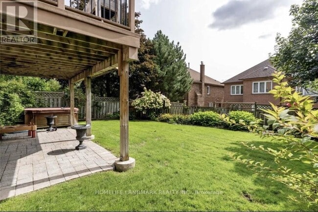 Building Photo - 17 Cygnus Dr