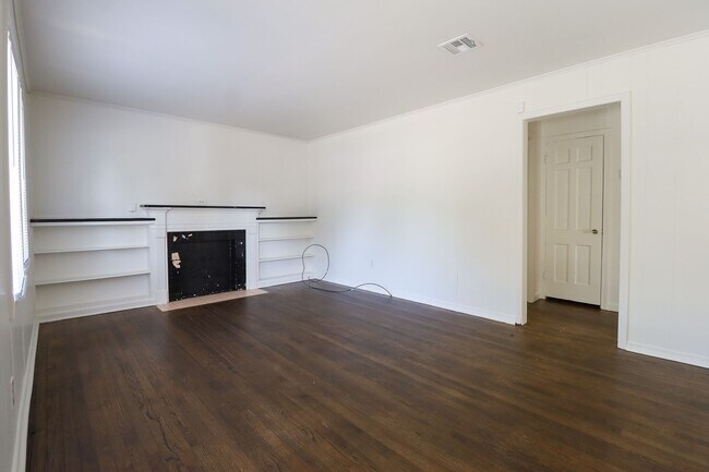 Foto del edificio - Charming 3 bedroom Home, Ready for Move-in!