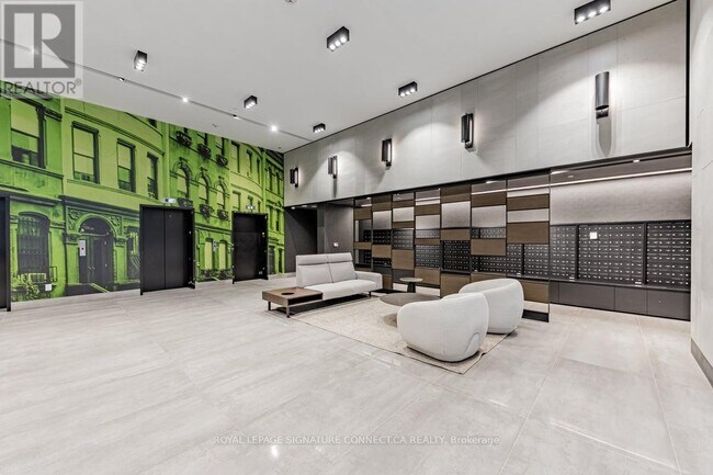 Photo du bâtiment - 8119-8119 Birchmount Rd