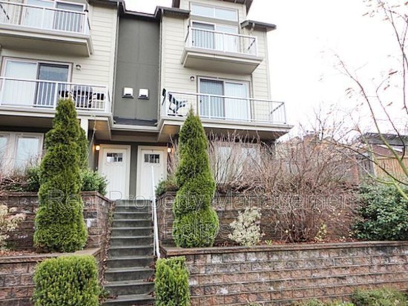 Primary Photo - 3912 California Ave SW