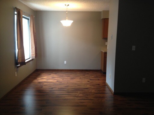 Building Photo - 3333 NE 162nd Ave