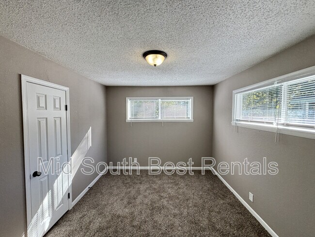 Foto del edificio - 202 S 2nd St