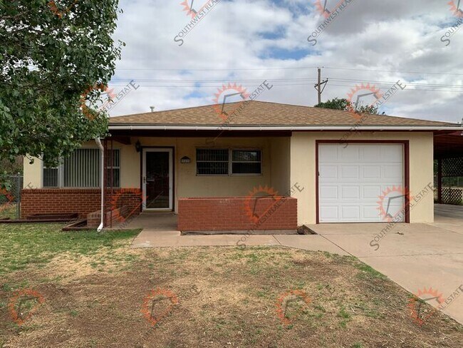 Building Photo - 3 bedroom 2 bath 1 car garage