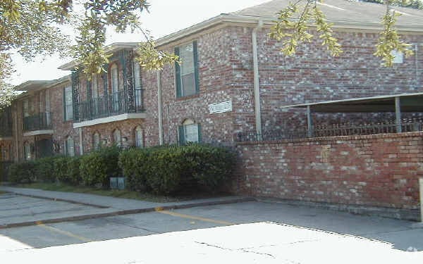 Foto del edificio - Valley Oaks Apartments