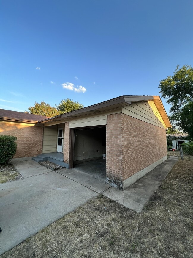 Foto del edificio - 1402 Missouri Ave