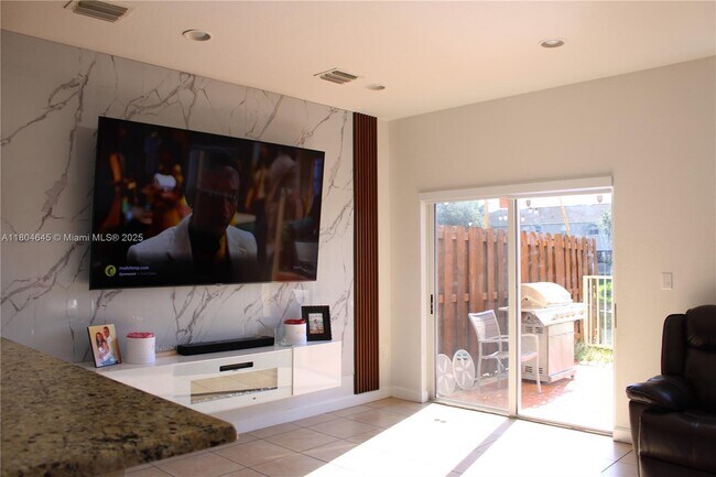 Foto del edificio - 9001 SW 227th St