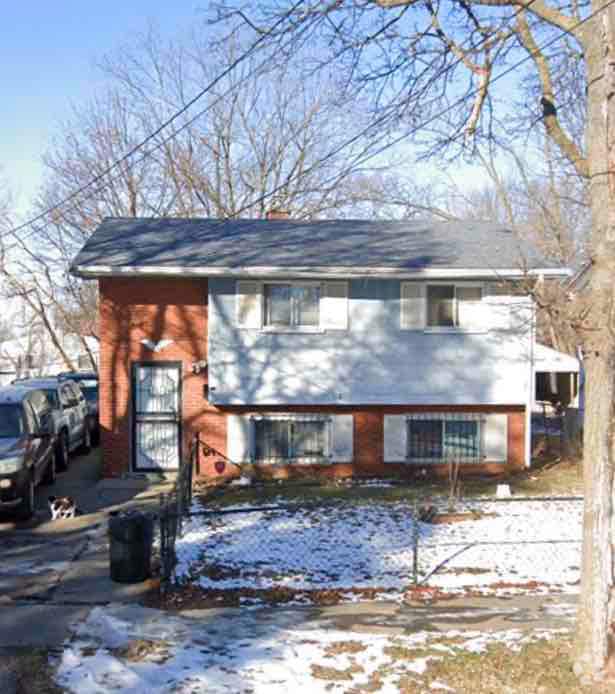 Beecher Apartments for Rent with a Garage Flint, MI 1 Rentals