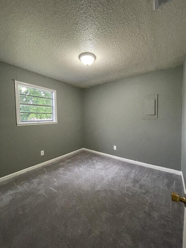 Foto del edificio - 1602 E 48th St
