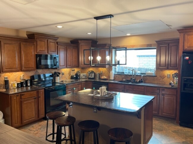 Foto del edificio - 3601 Olde Moss St