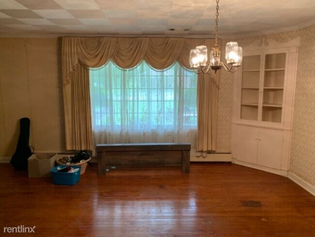 Building Photo - 3 br, 2 bath House - 624 North Avenue