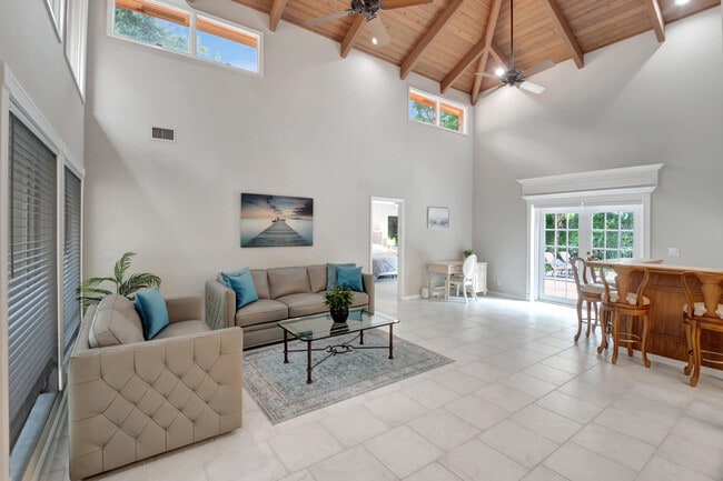 Foto del edificio - 2244 NW 39th Dr