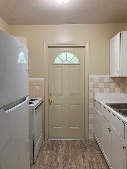 Foto del edificio - 943 N Village Dr